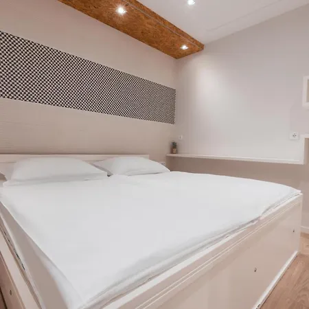 Simun アパート ブレラ